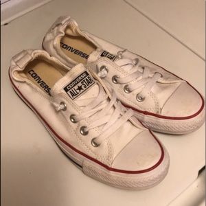 Size 8; white converse; VGUC; just need a cleaning